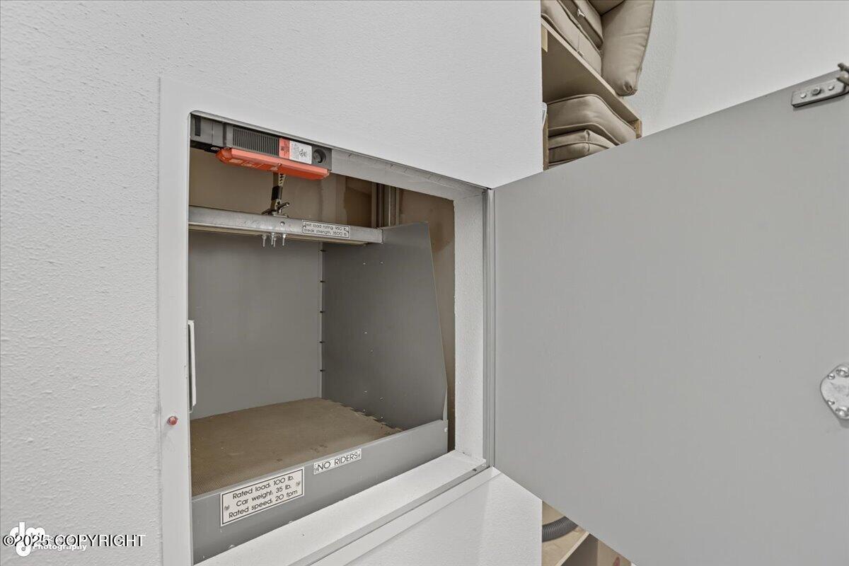 16847 Woods Pointe Circle