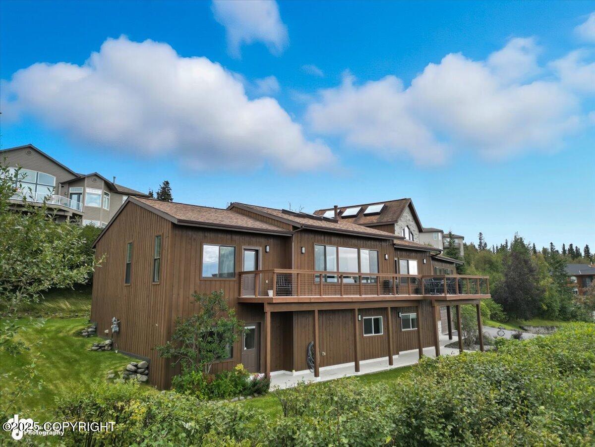 16847 Woods Pointe Circle