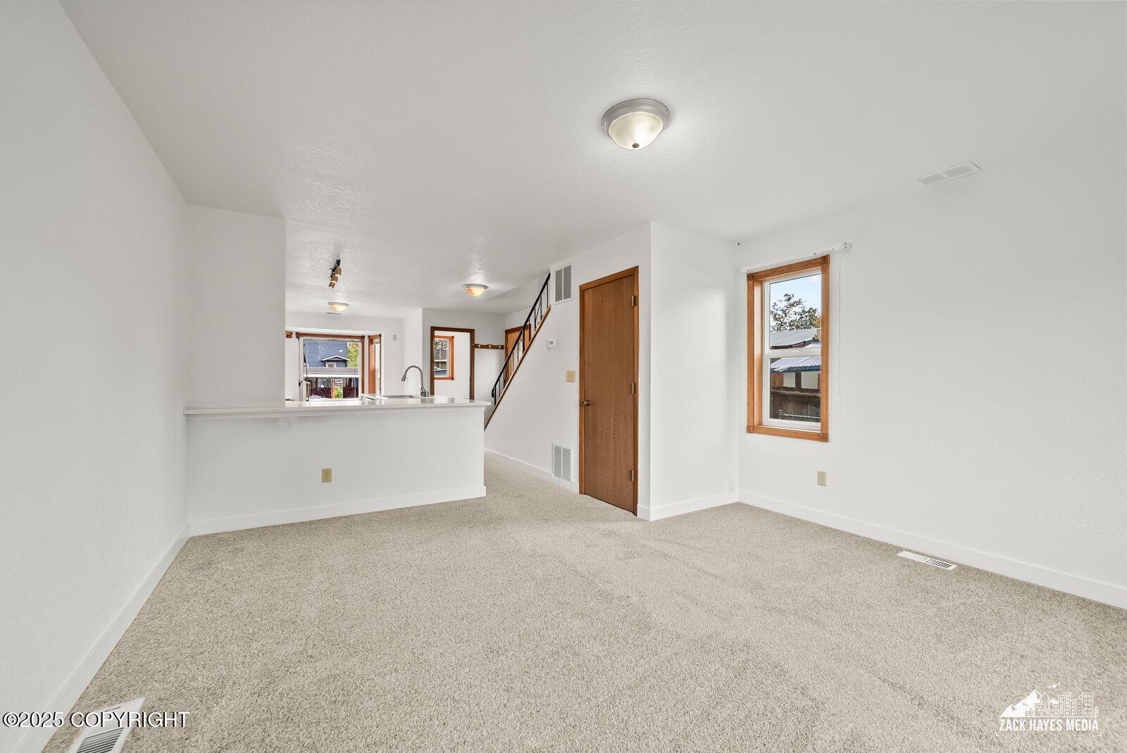 424 E Manor Avenue