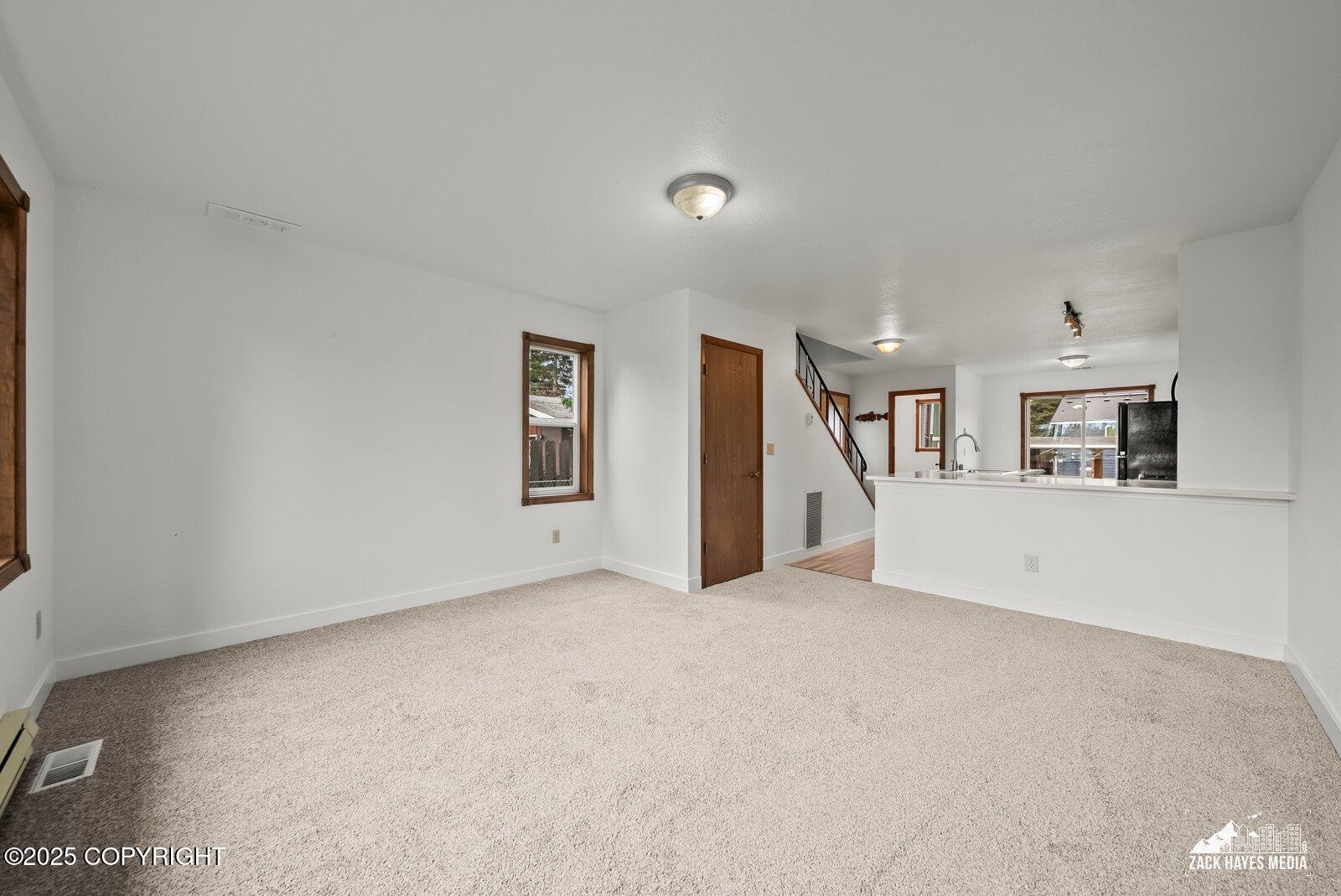 424 E Manor Avenue