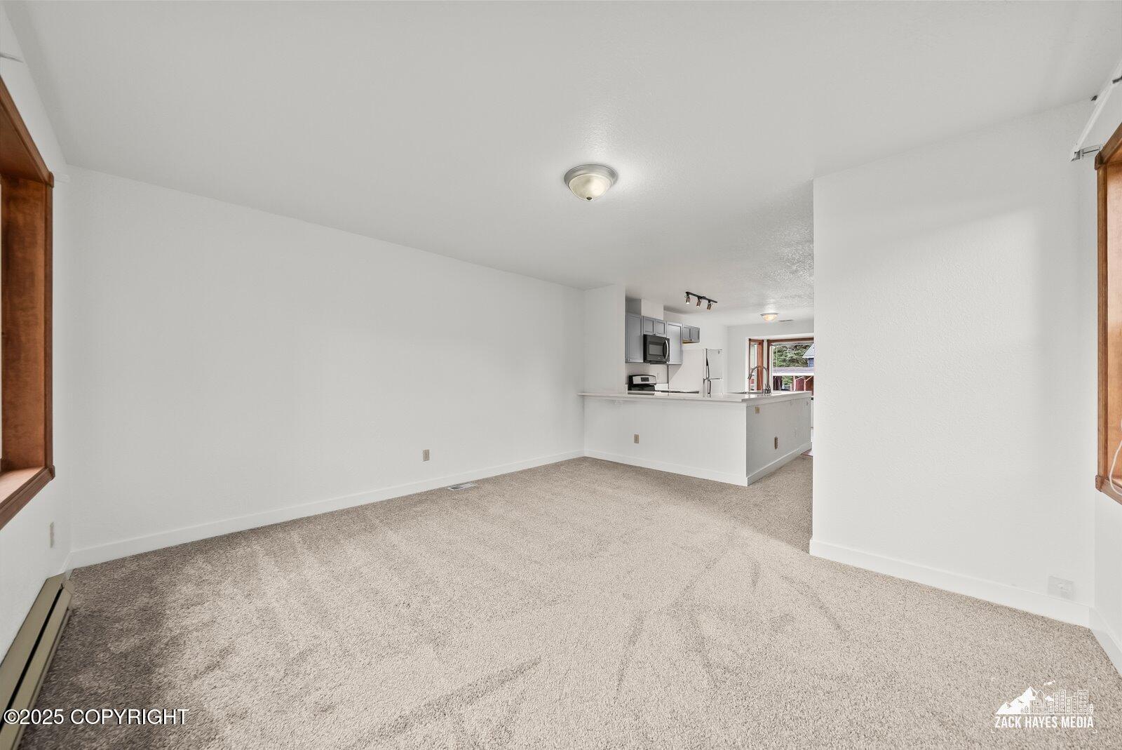 424 E Manor Avenue