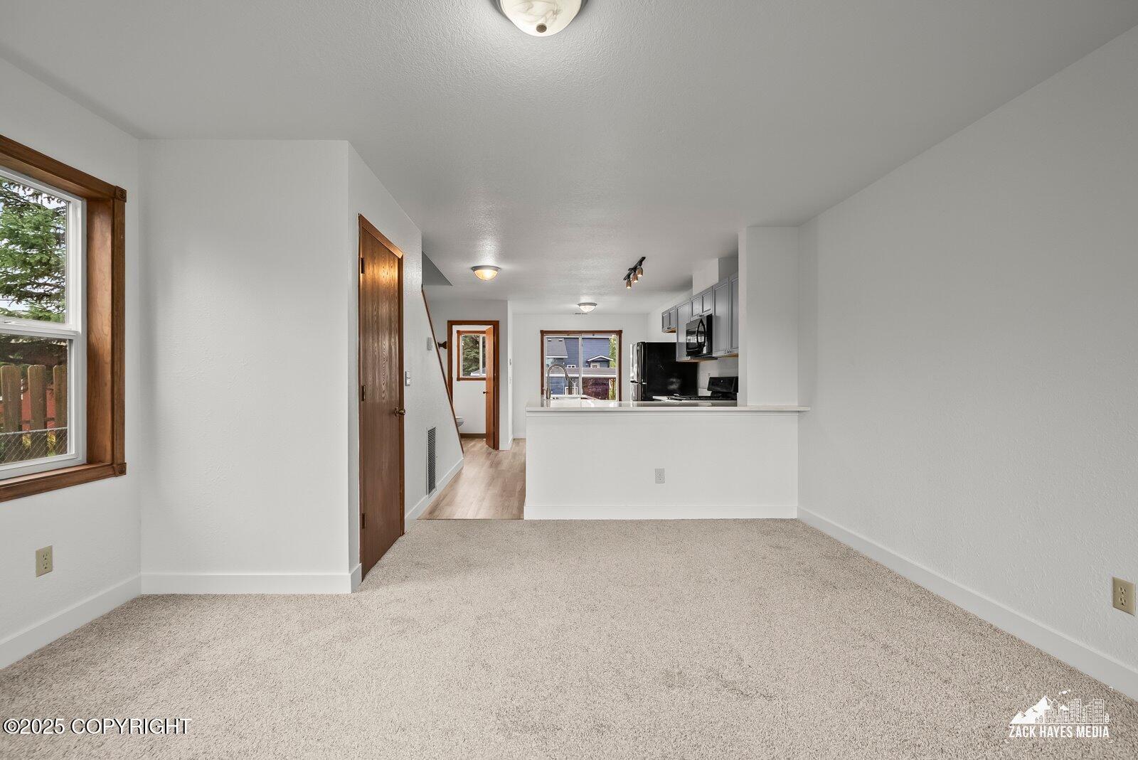 424 E Manor Avenue