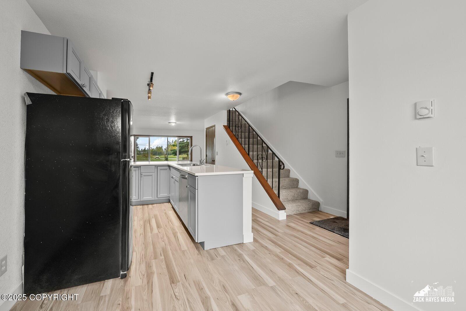 424 E Manor Avenue
