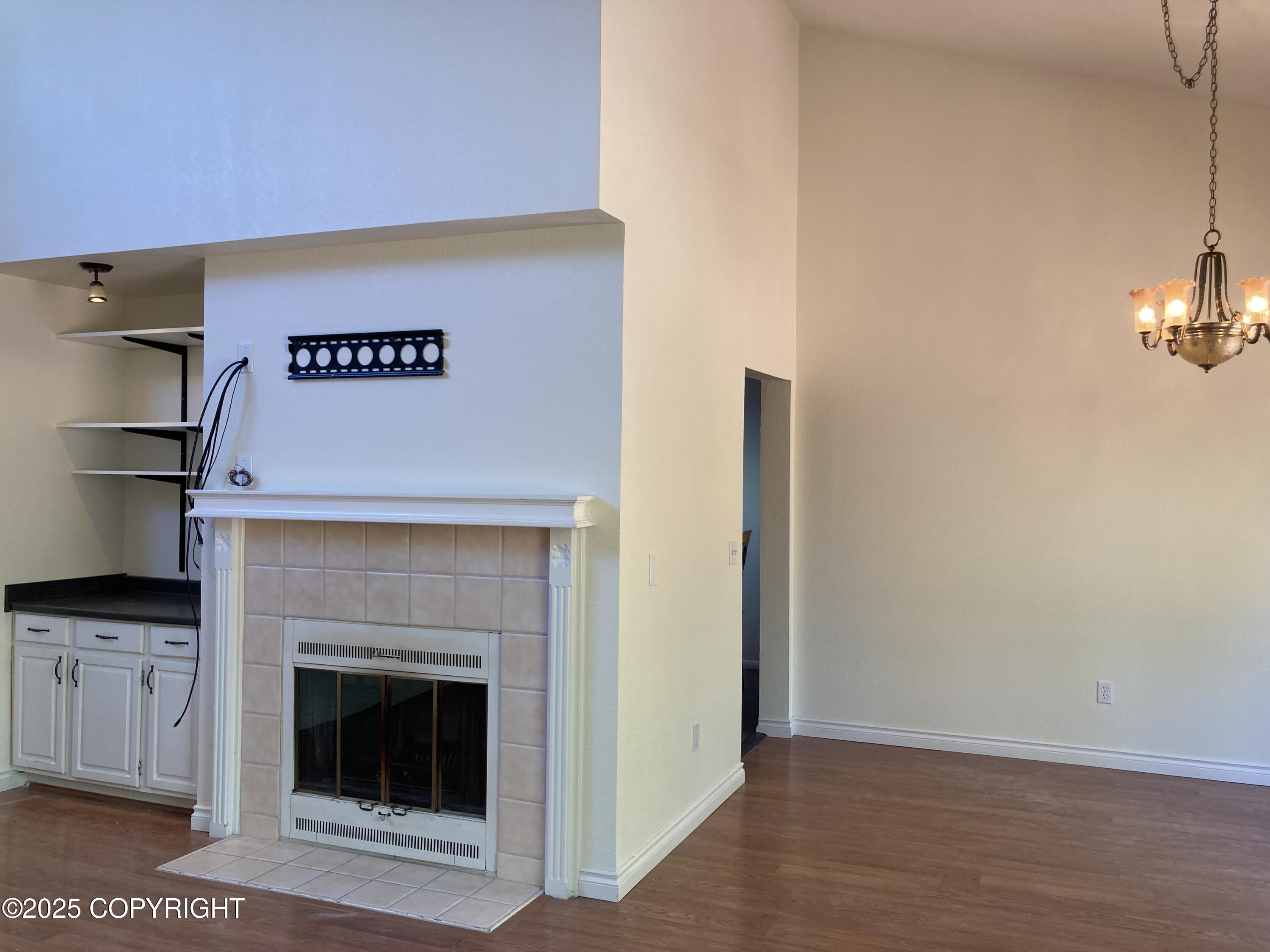 1907 Parkview Circle