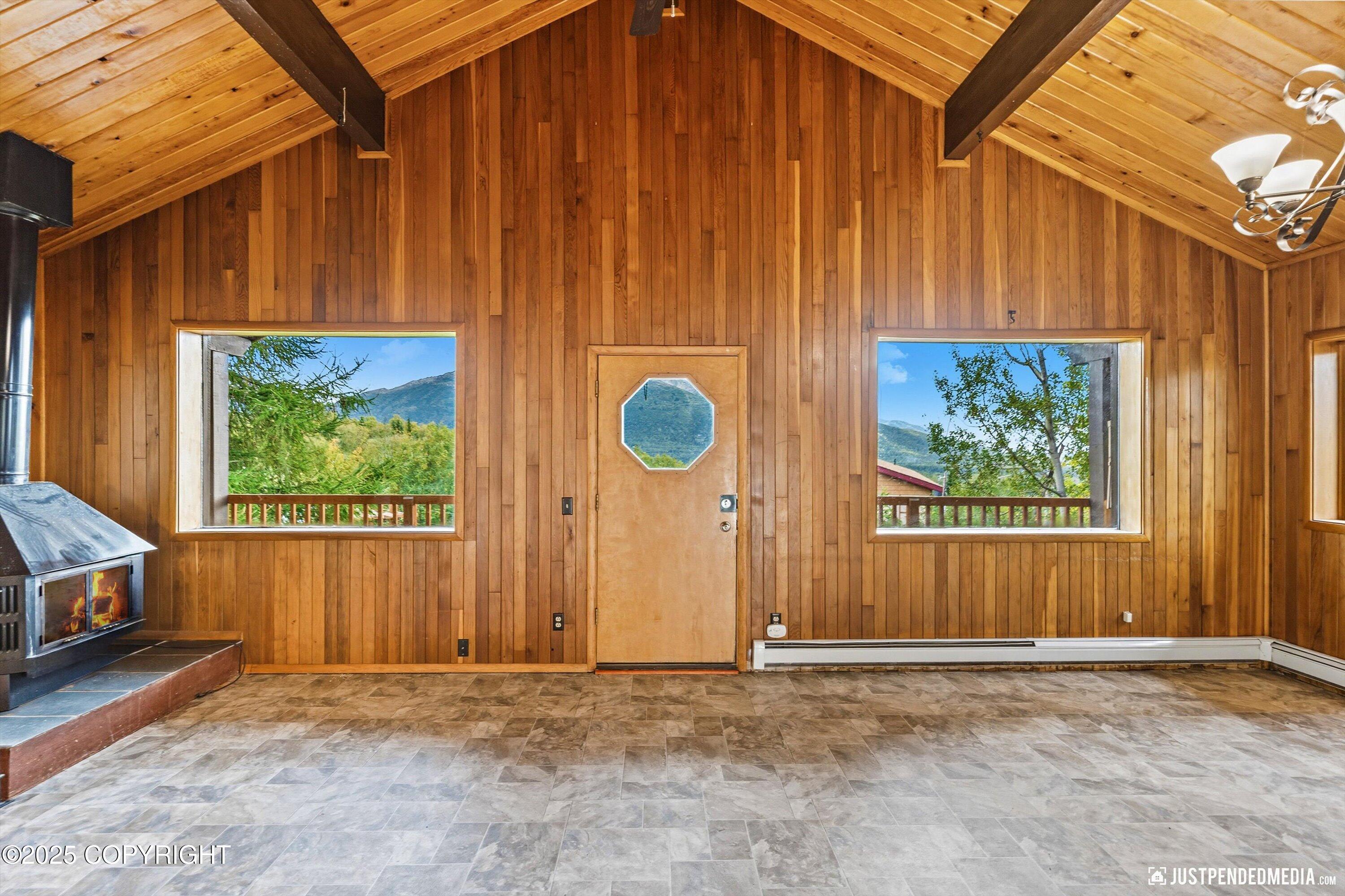 11806 W Skyline Drive