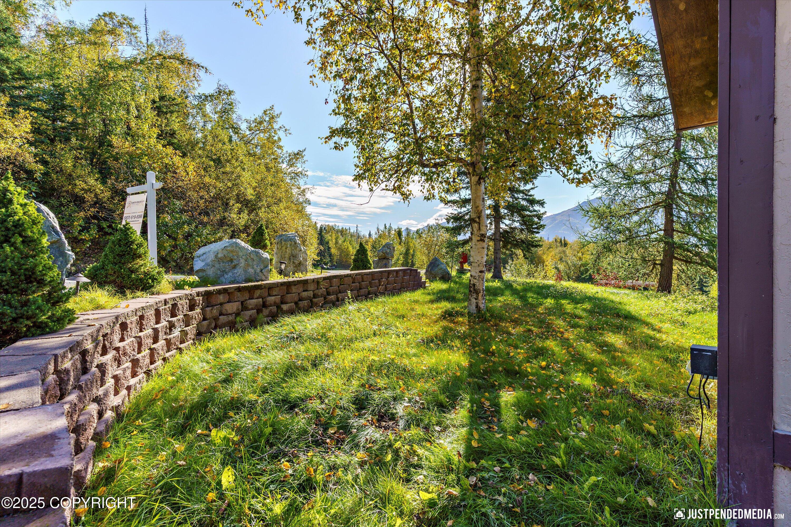 11806 W Skyline Drive