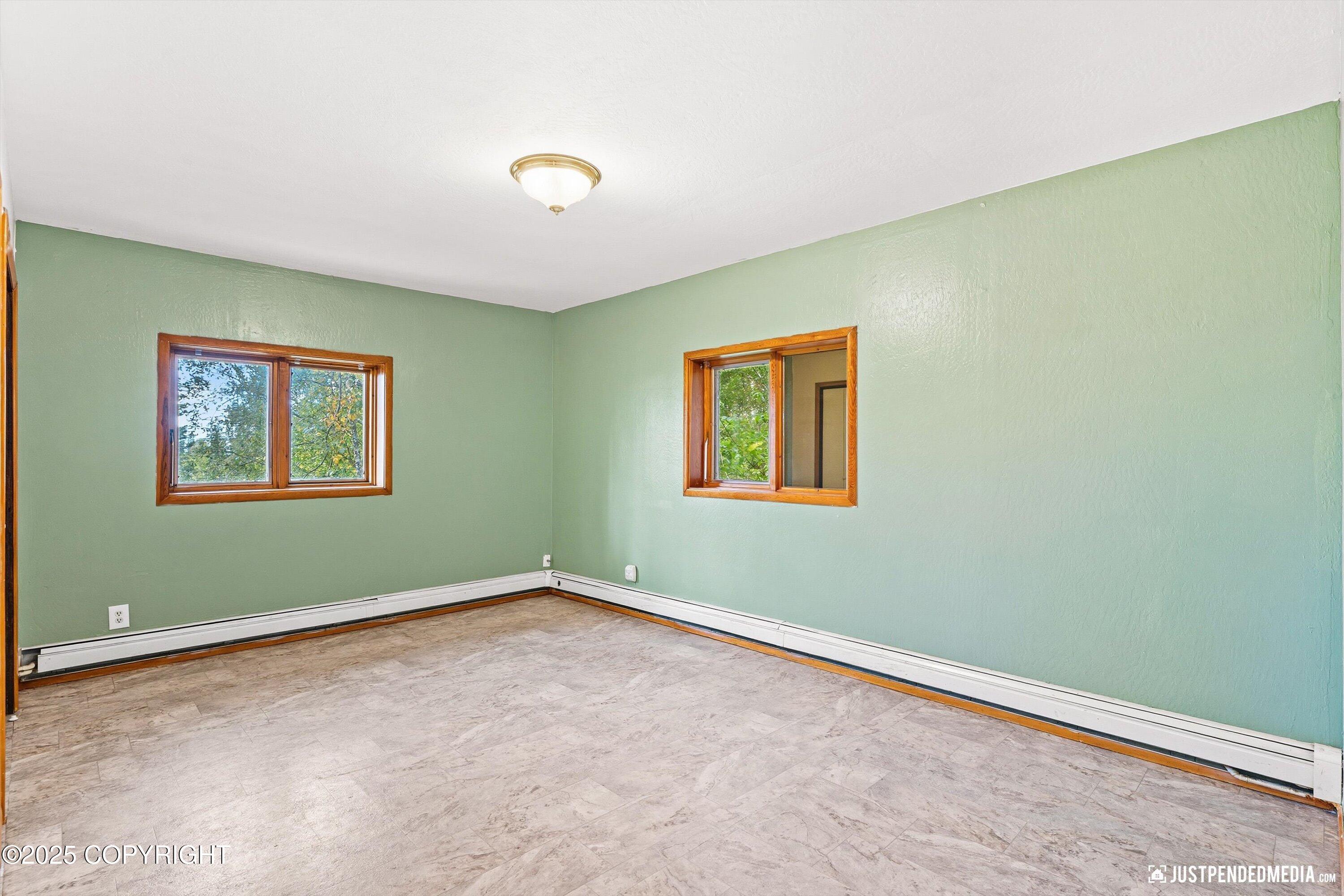 11806 W Skyline Drive