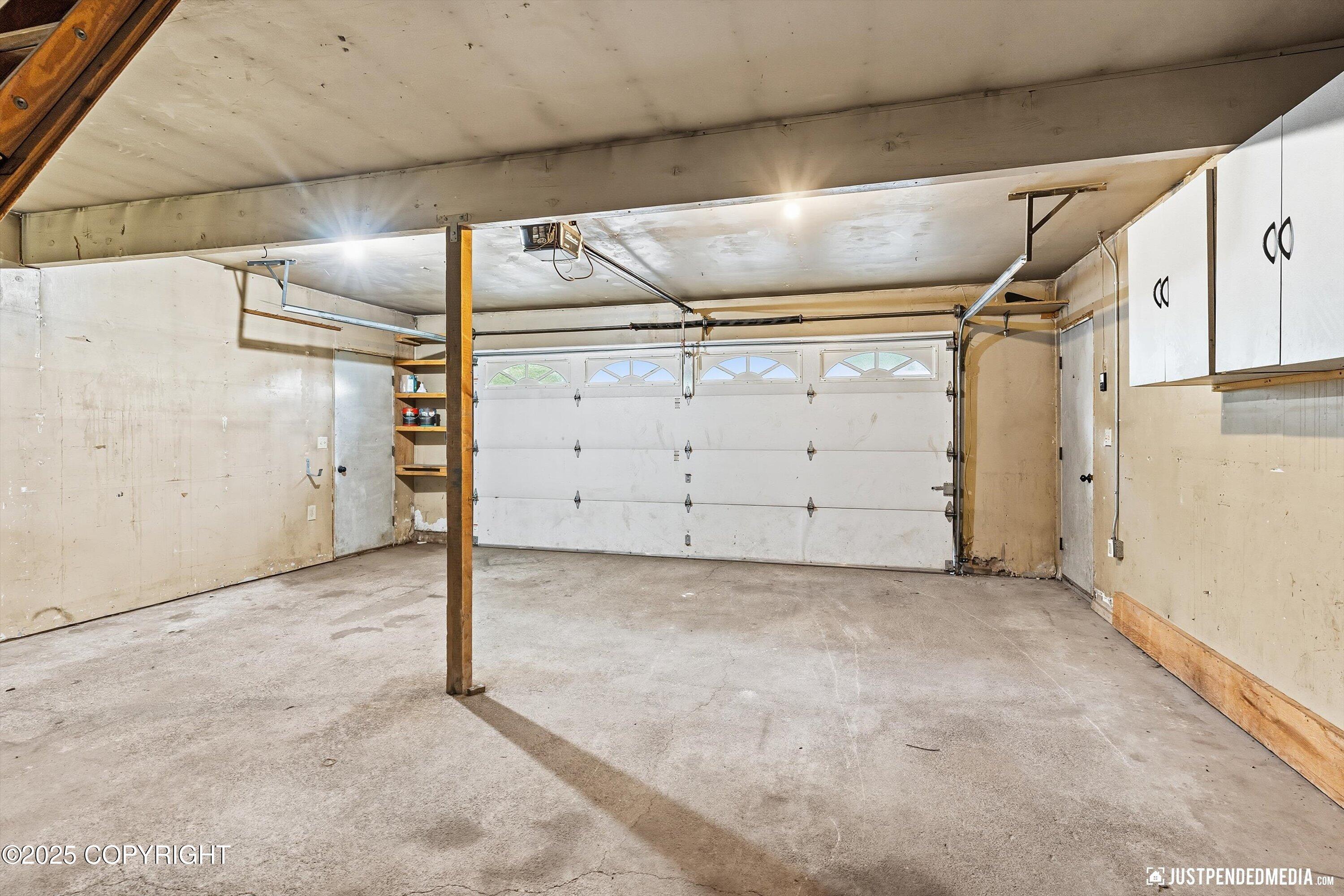 11806 W Skyline Drive