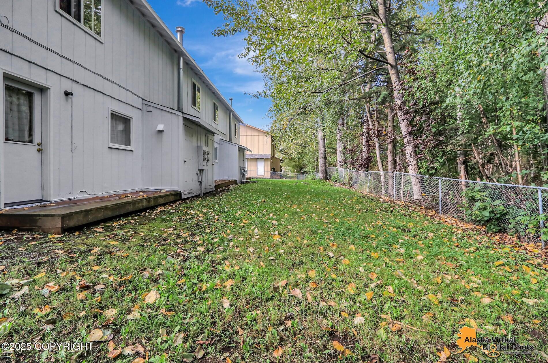 1411 Carolyn Circle