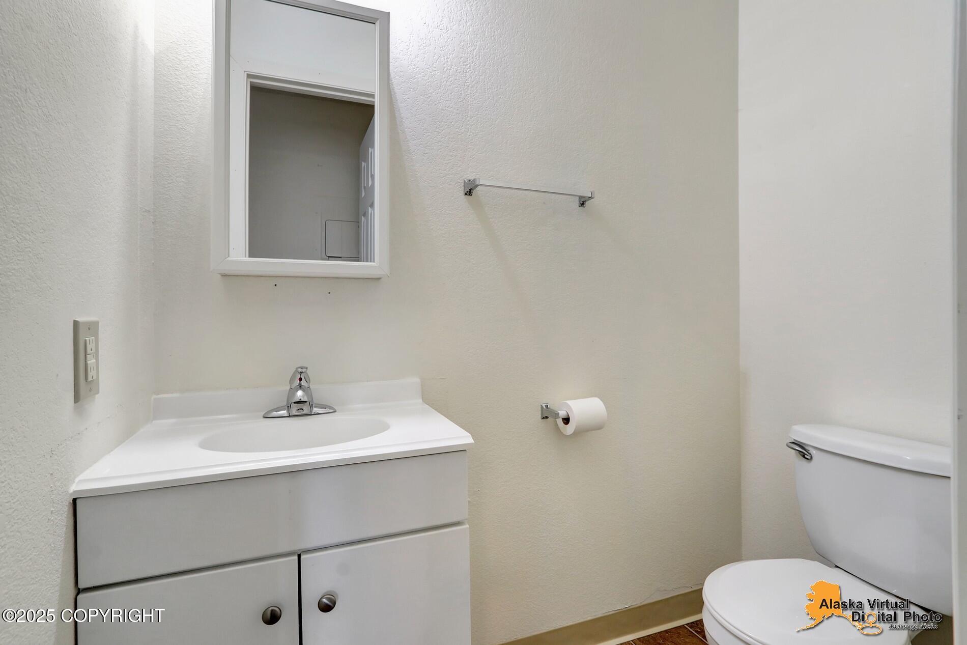 1411 Carolyn Circle