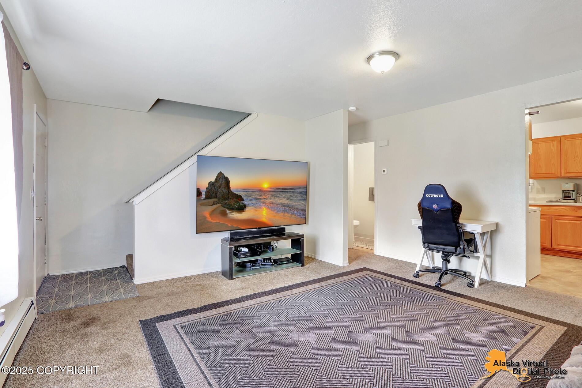 1411 Carolyn Circle