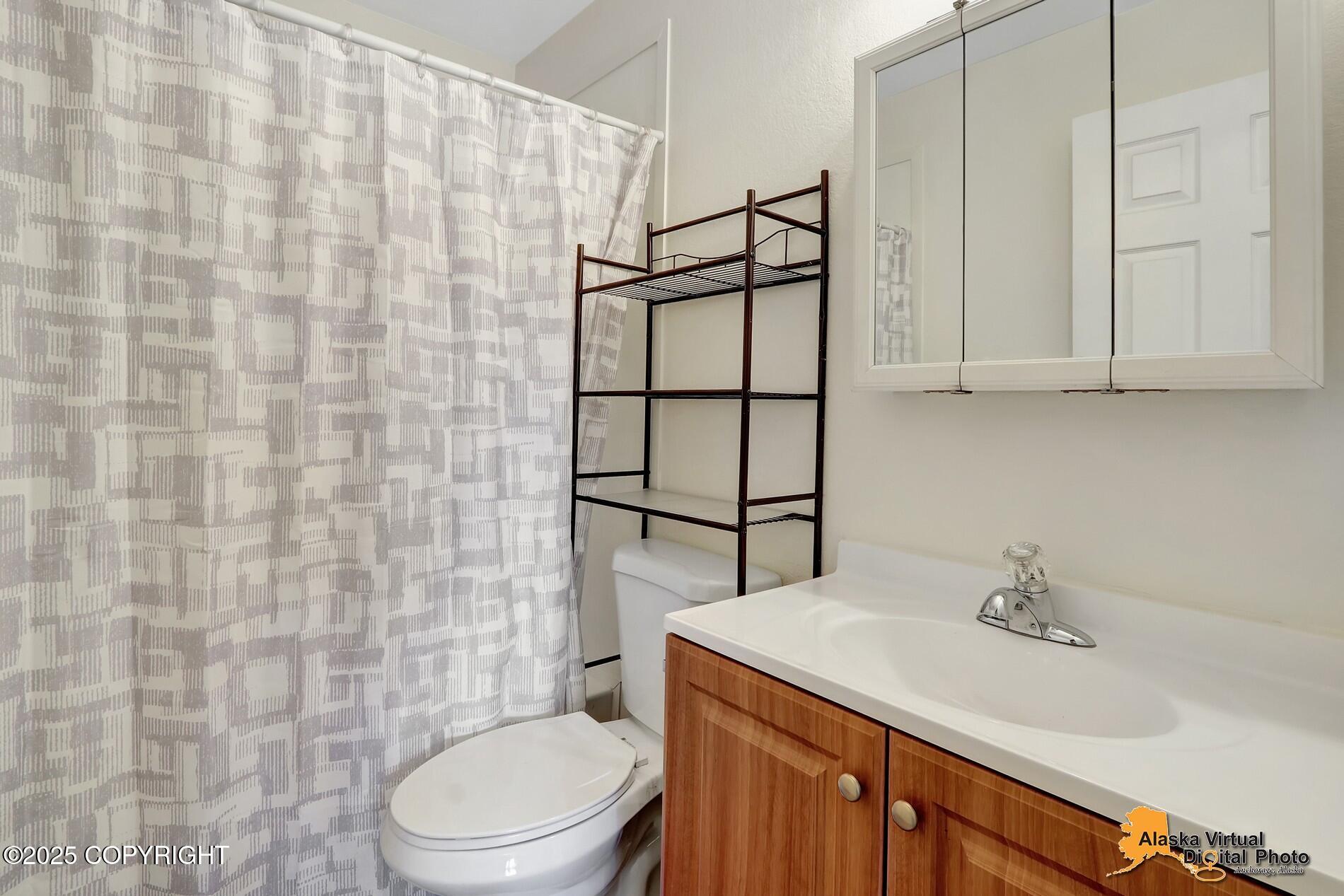 1411 Carolyn Circle