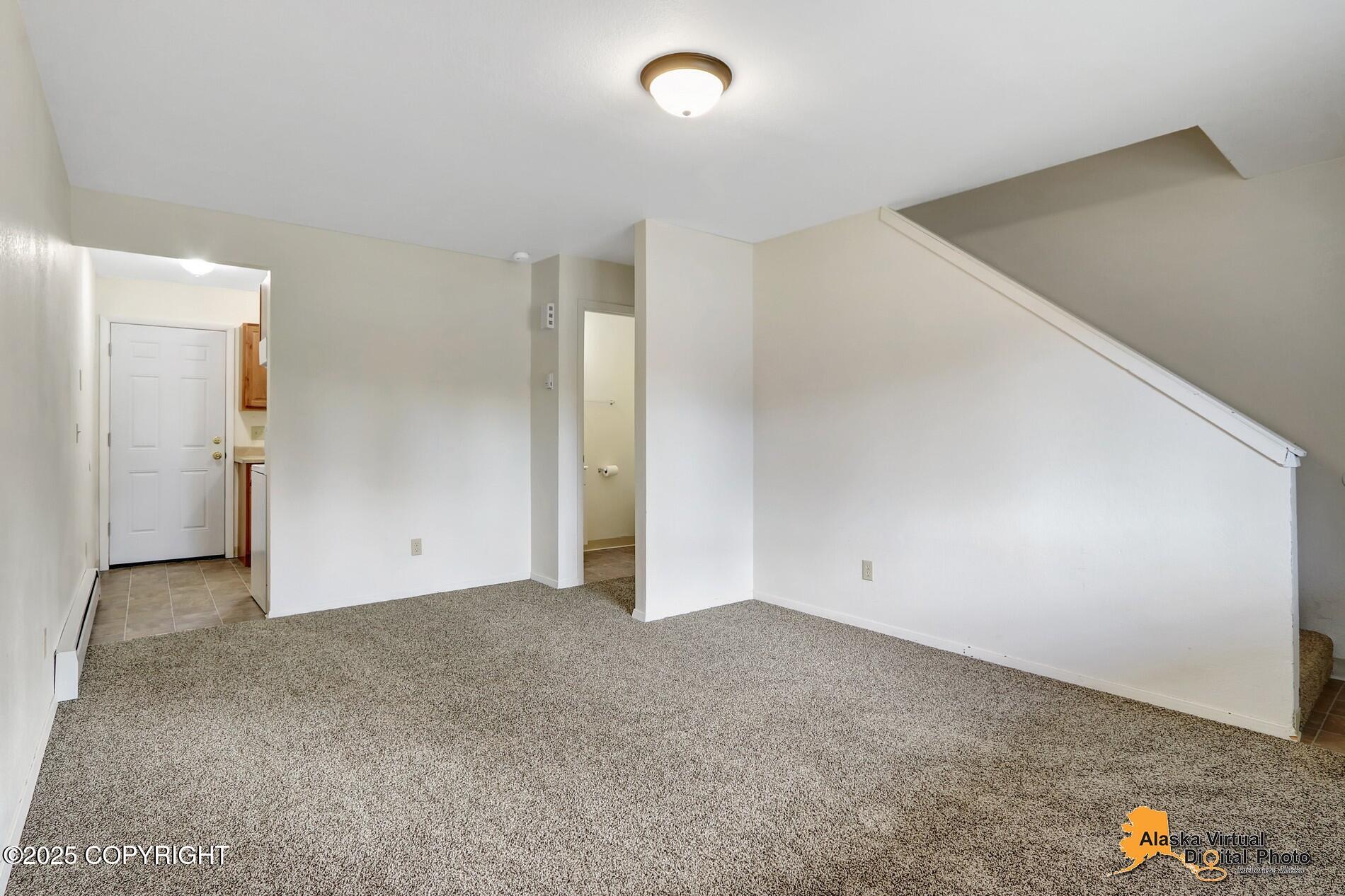 1411 Carolyn Circle