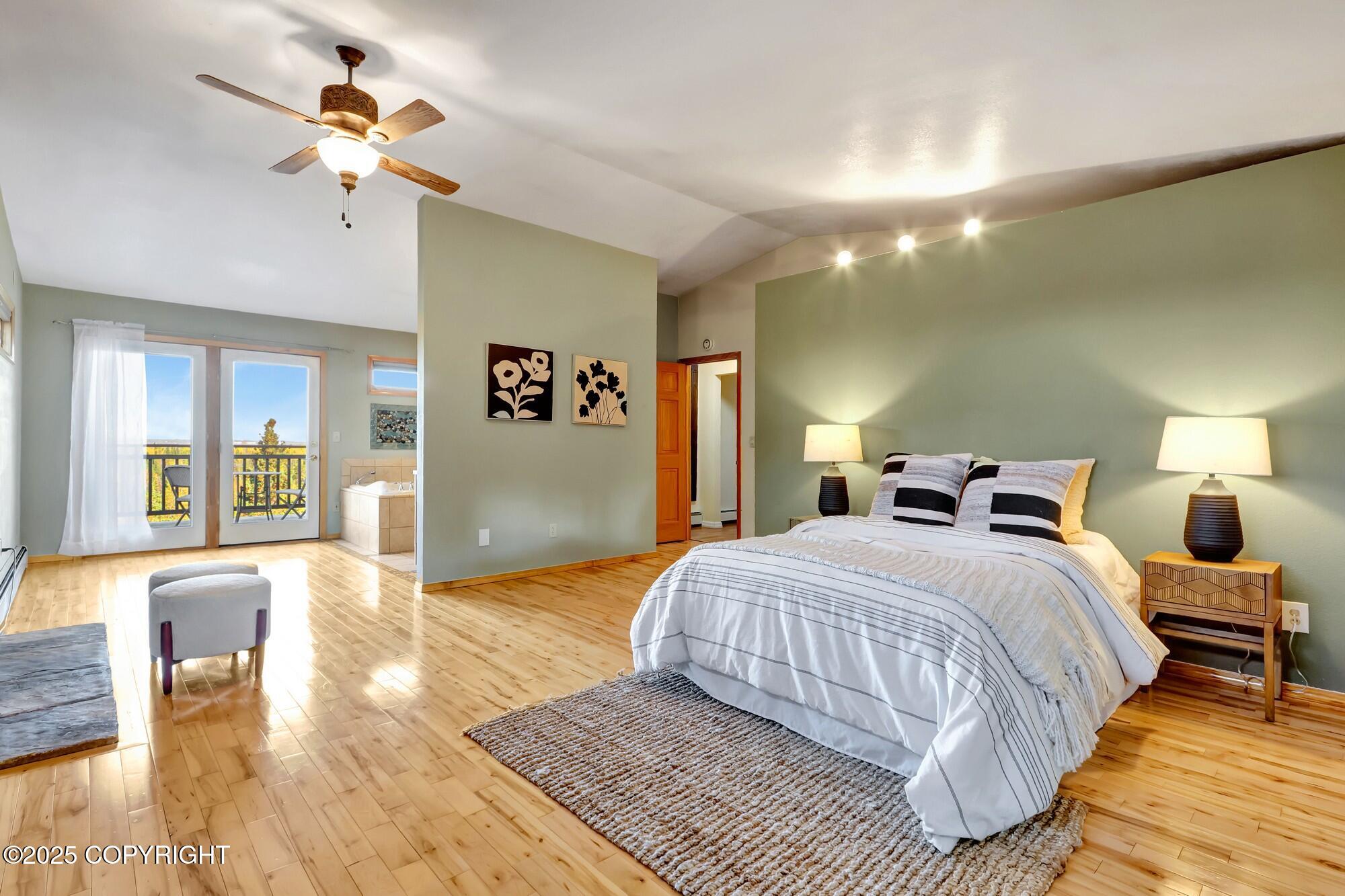 6411 Ridge Tree Circle