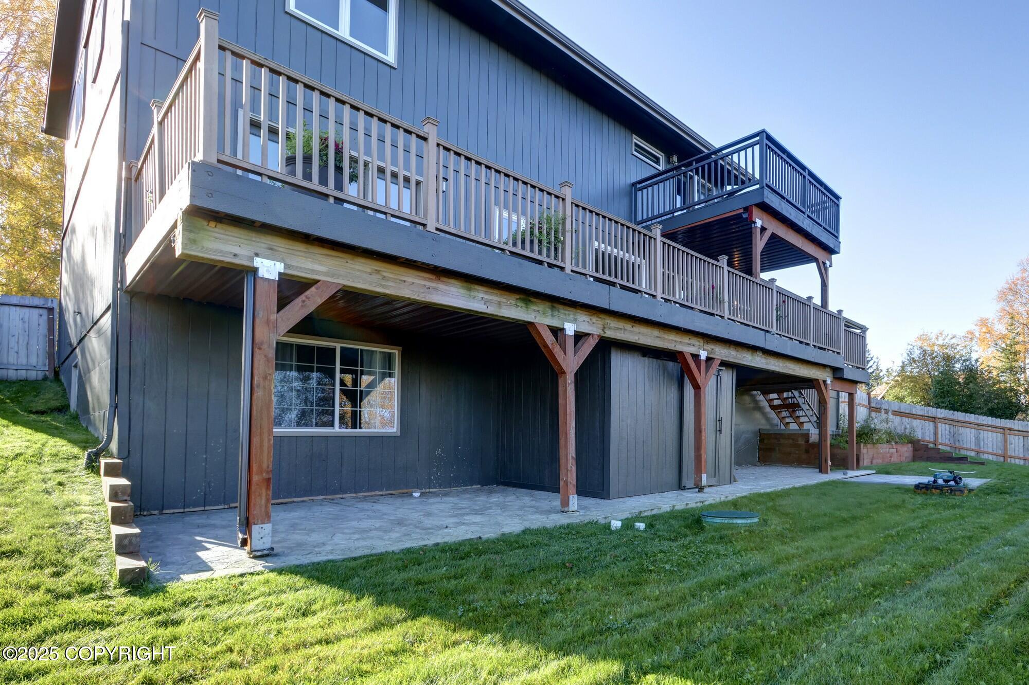 6411 Ridge Tree Circle