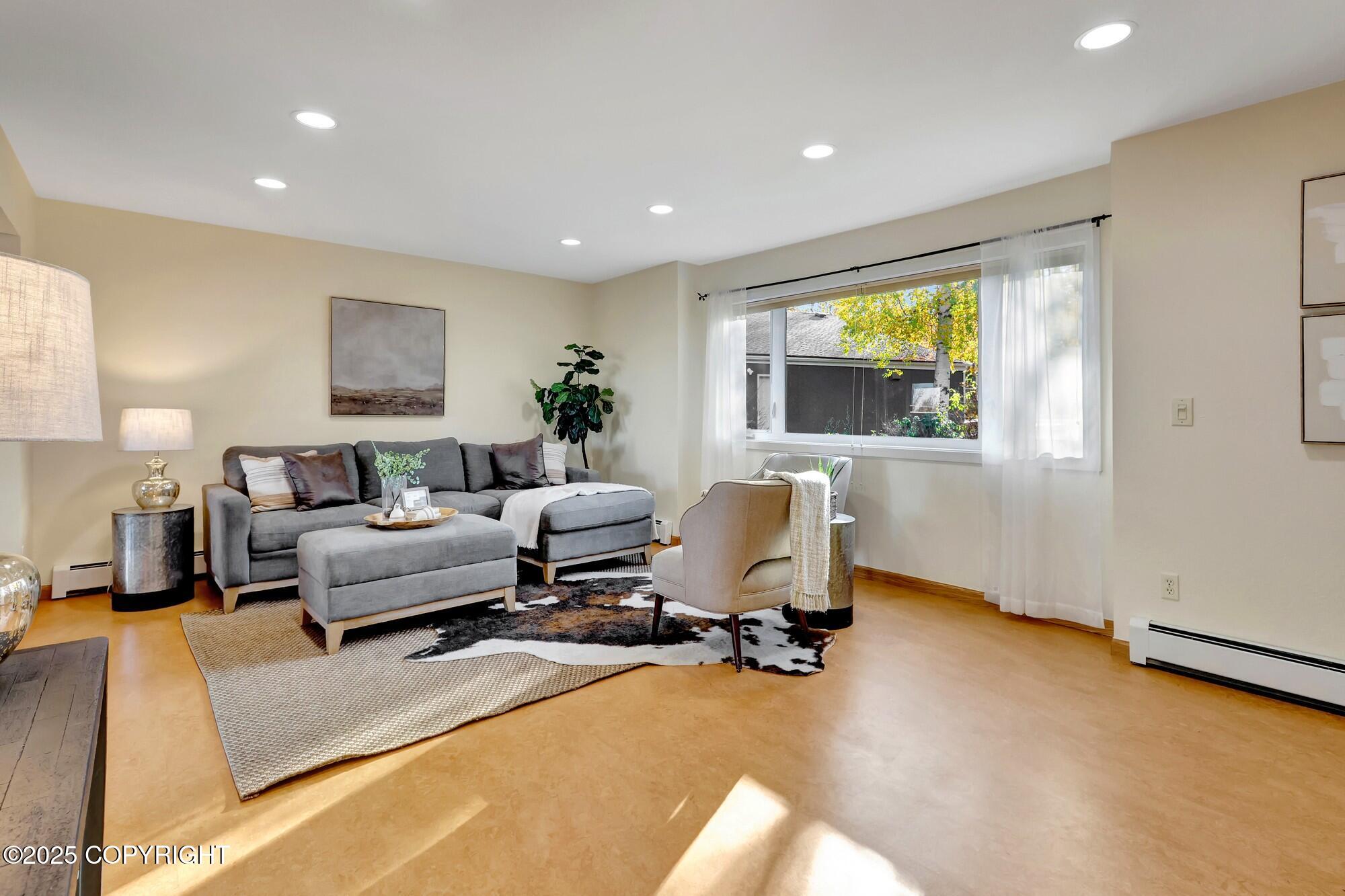 6411 Ridge Tree Circle