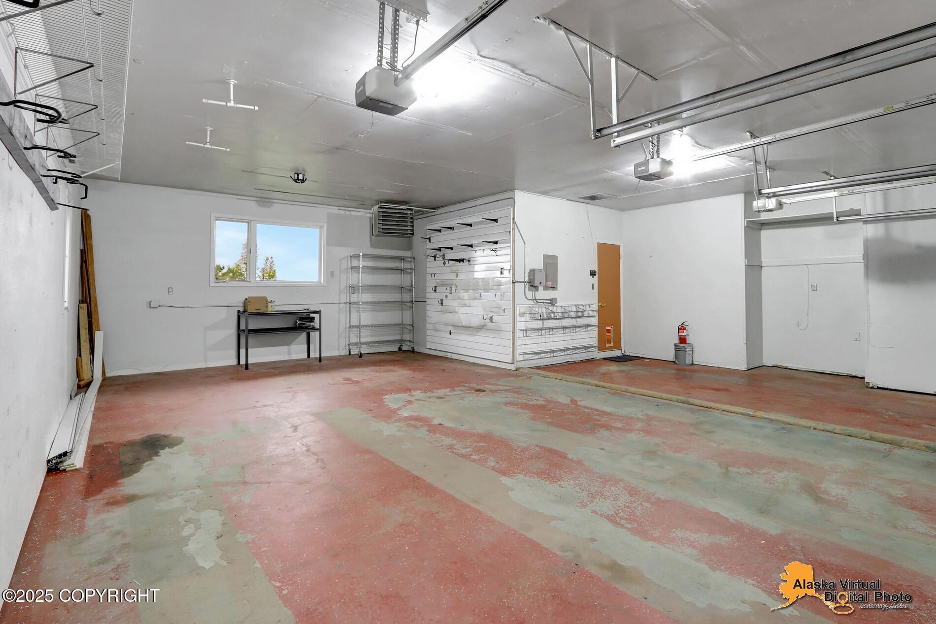 6411 Ridge Tree Circle