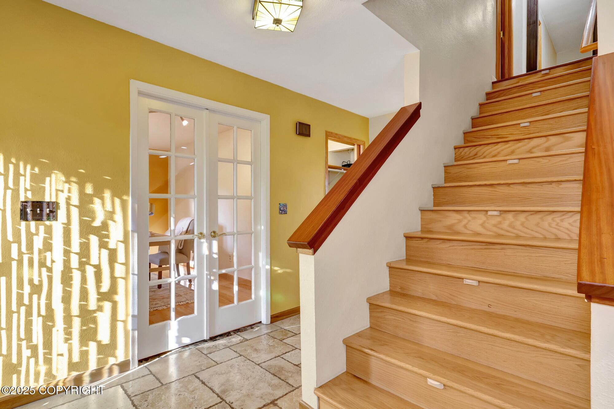 6411 Ridge Tree Circle