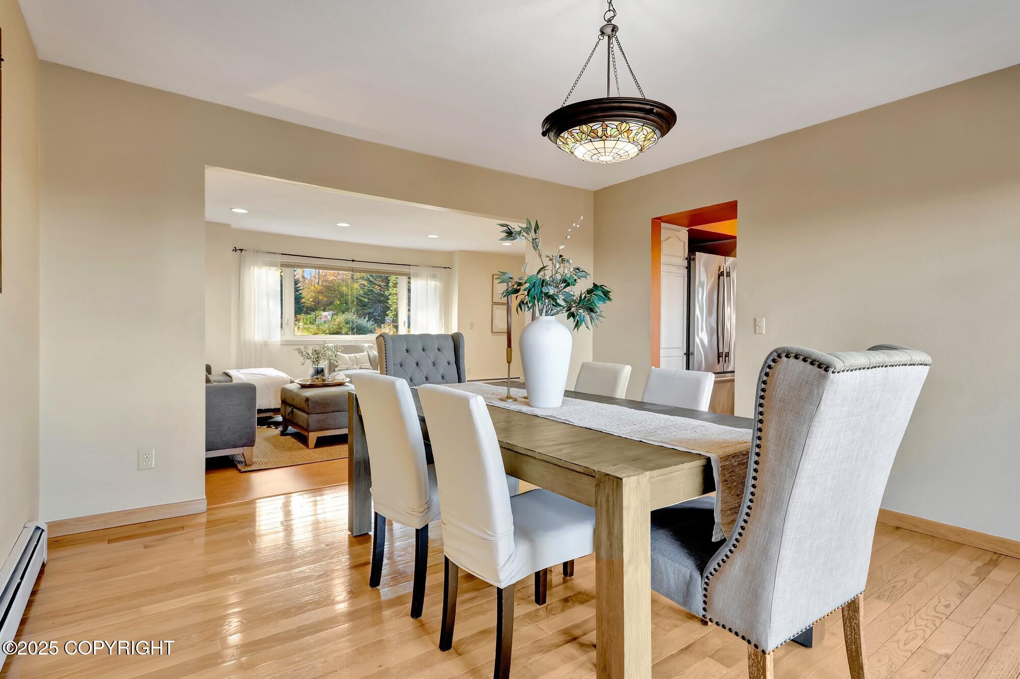 6411 Ridge Tree Circle