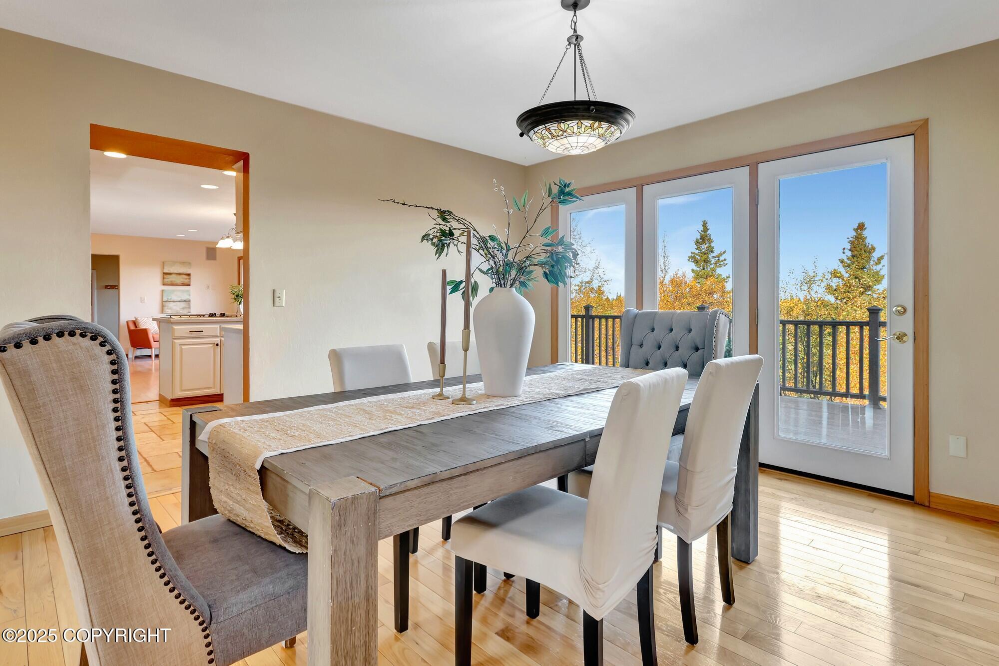 6411 Ridge Tree Circle