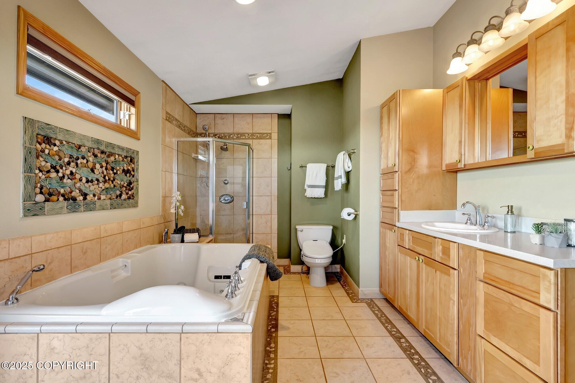 6411 Ridge Tree Circle