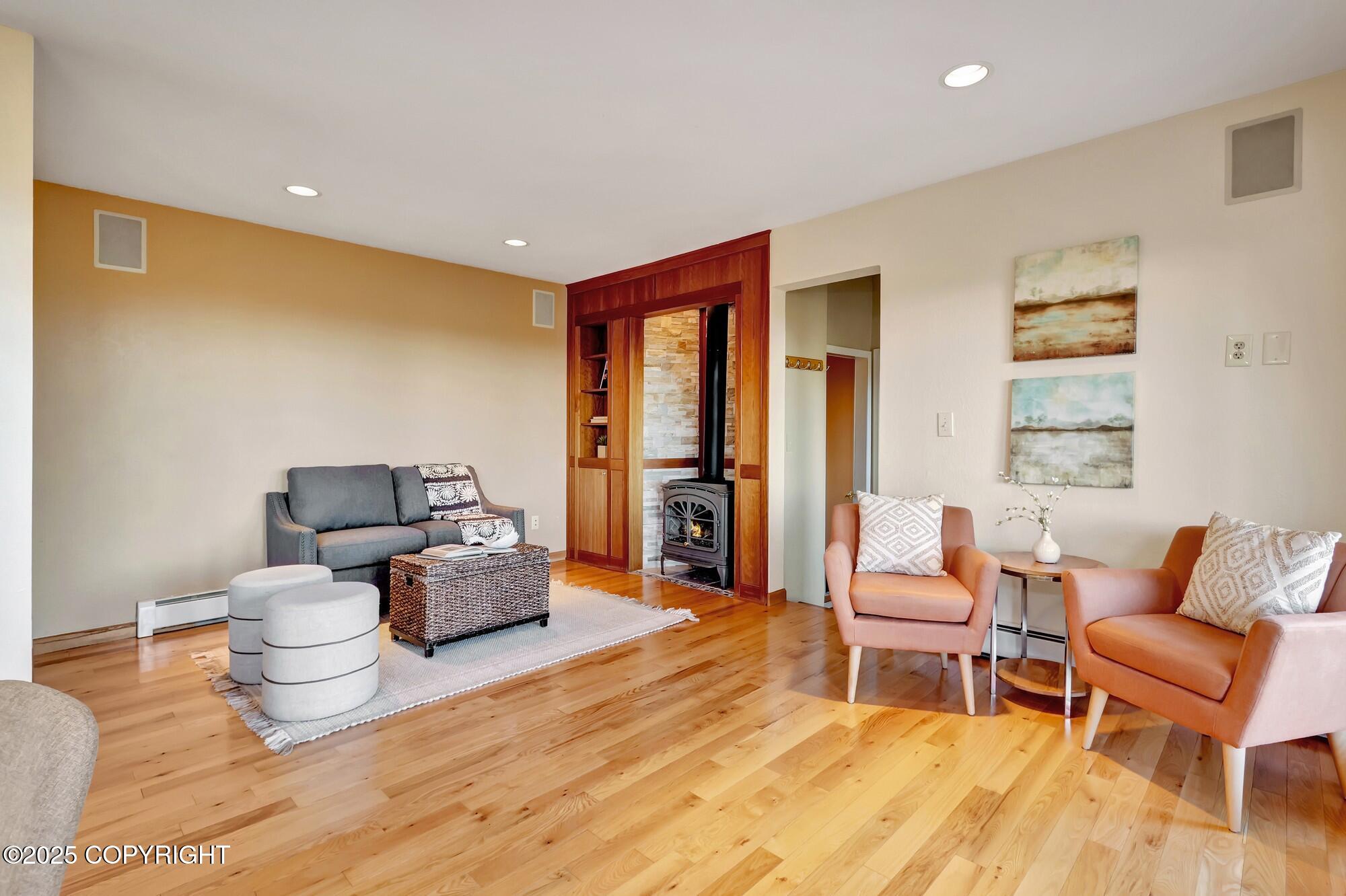 6411 Ridge Tree Circle