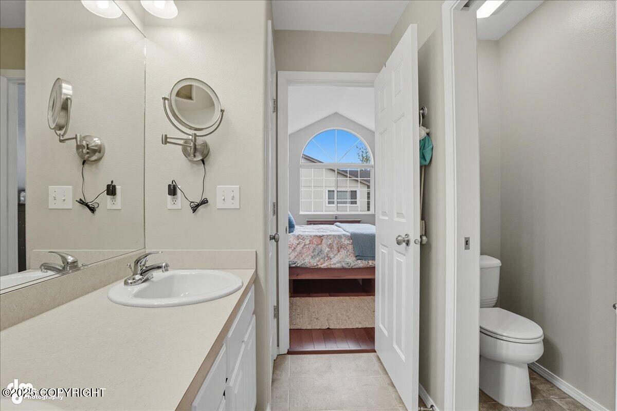 3851 Lincoln Ellsworth Court # 43B Unit: #43B