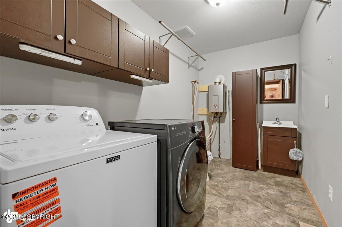 6501 W Commadore Lane