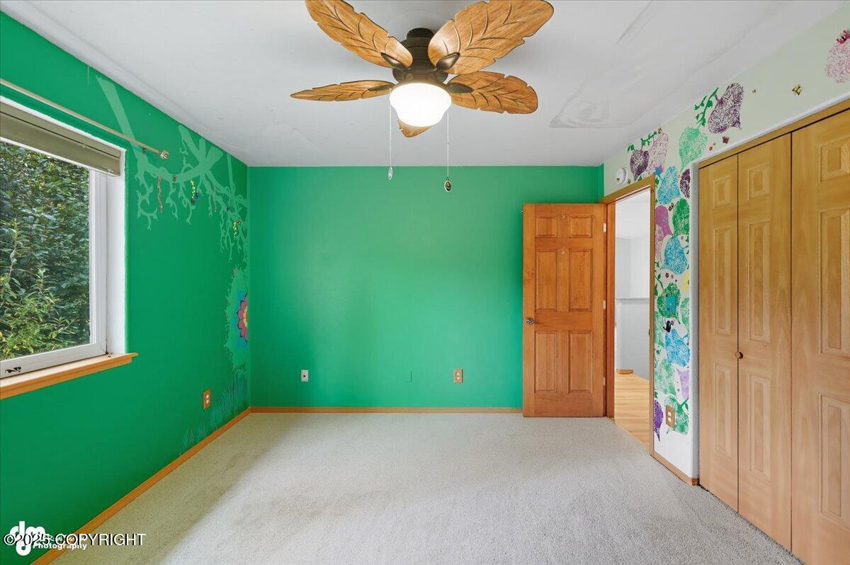 6501 W Commadore Lane