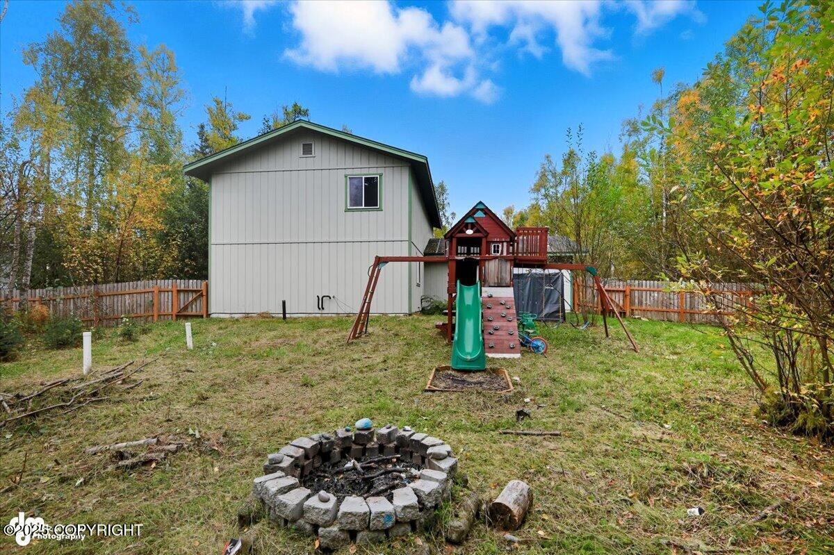 6501 W Commadore Lane