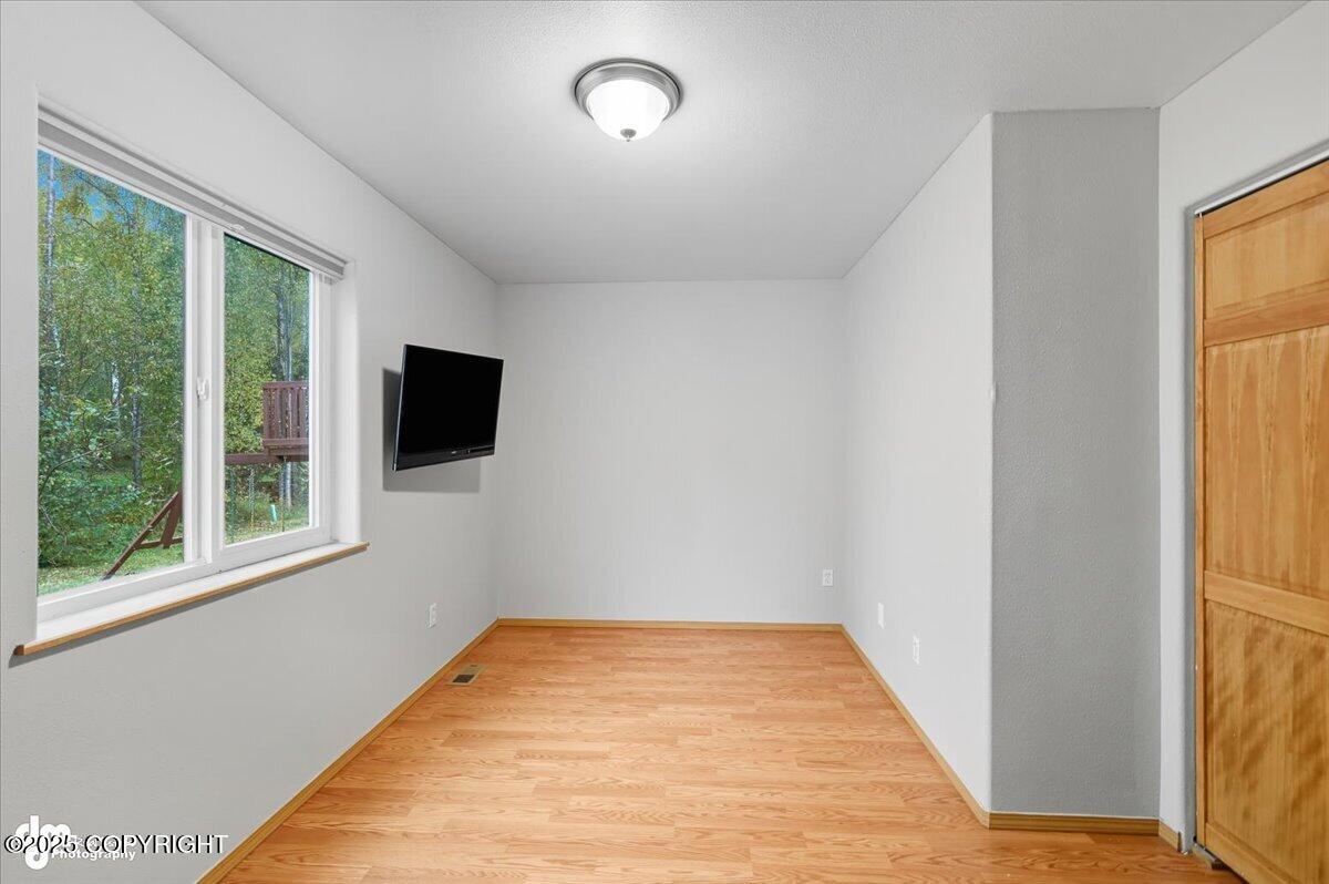 6501 W Commadore Lane