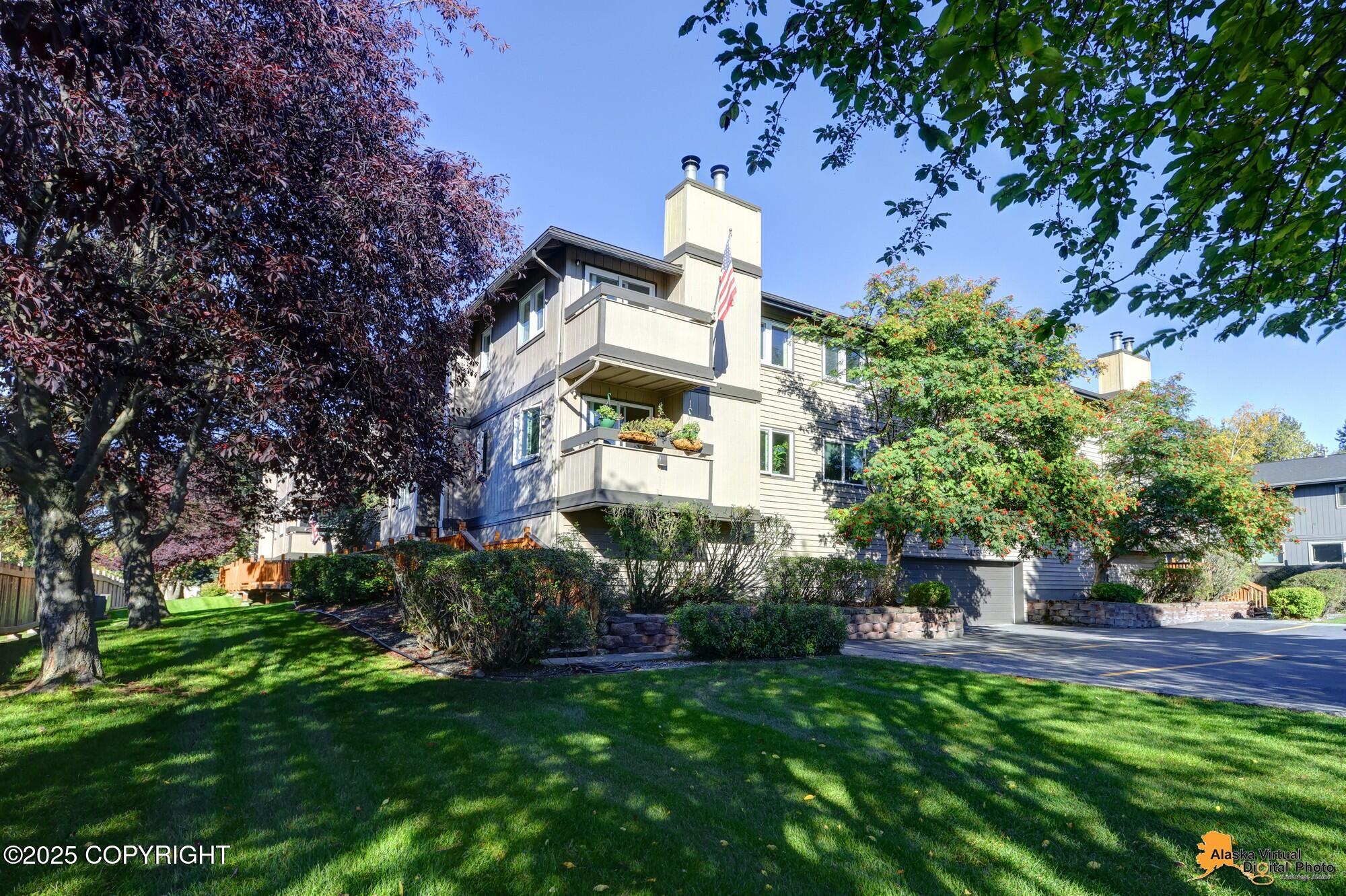 3425 Lakeshore Drive # 4 Unit: #4