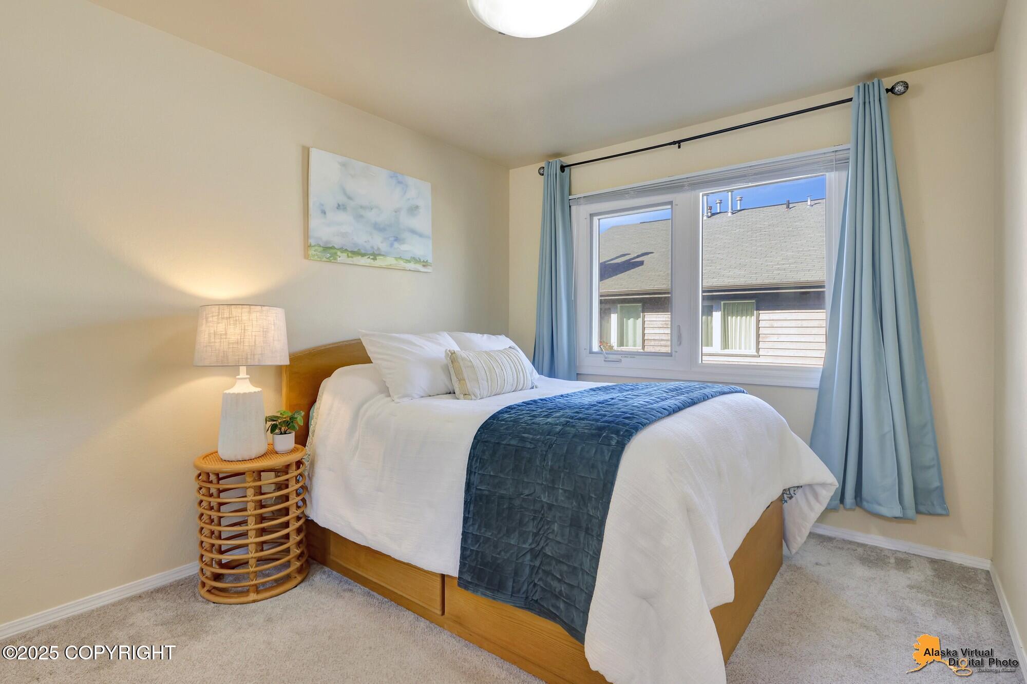 3425 Lakeshore Drive # 4 Unit: #4