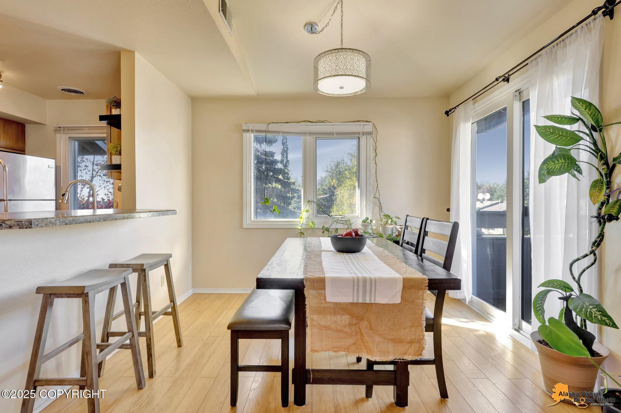 3425 Lakeshore Drive # 4 Unit: #4