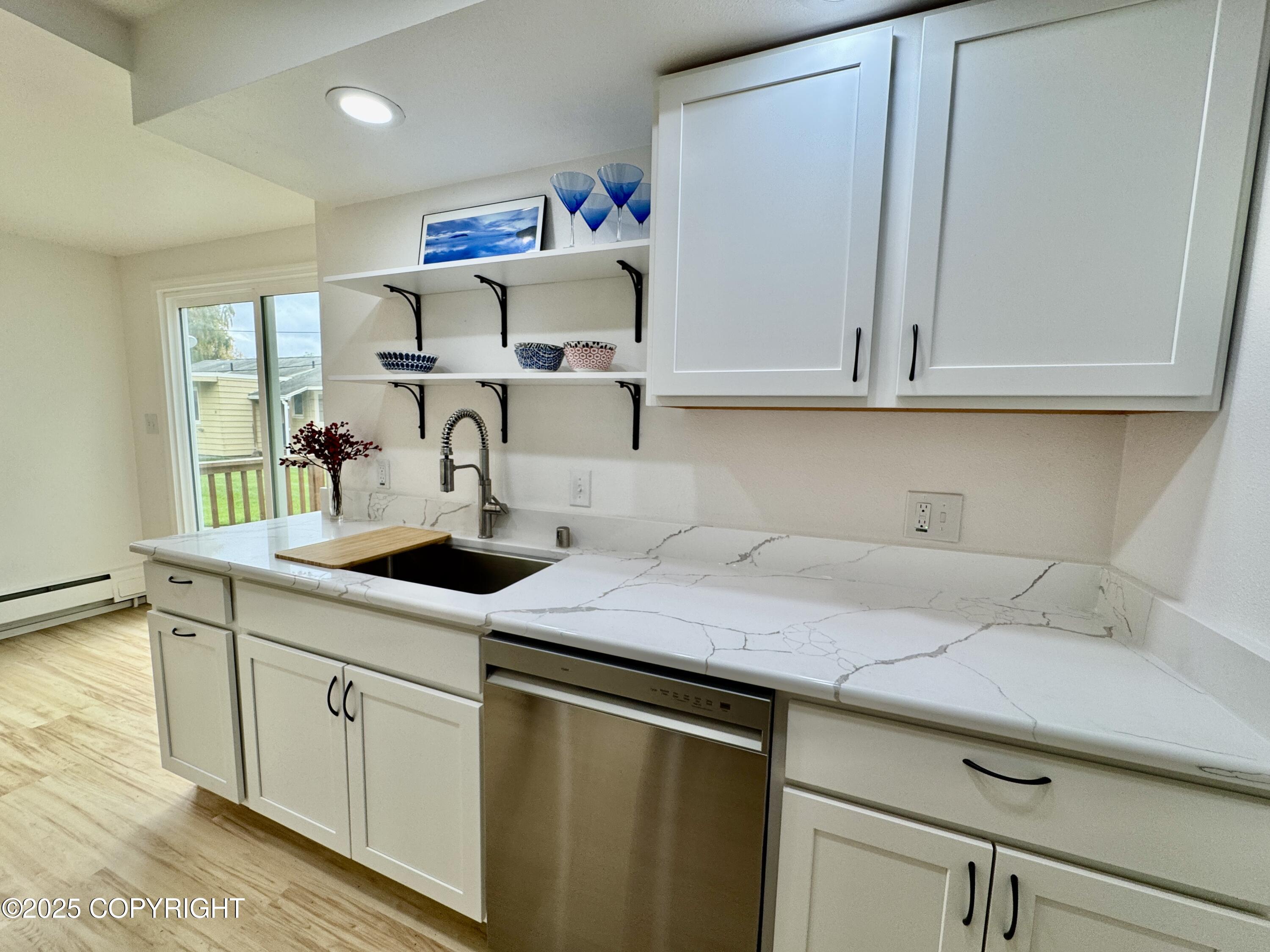 1600 W 11th Avenue # 28 Unit: #28