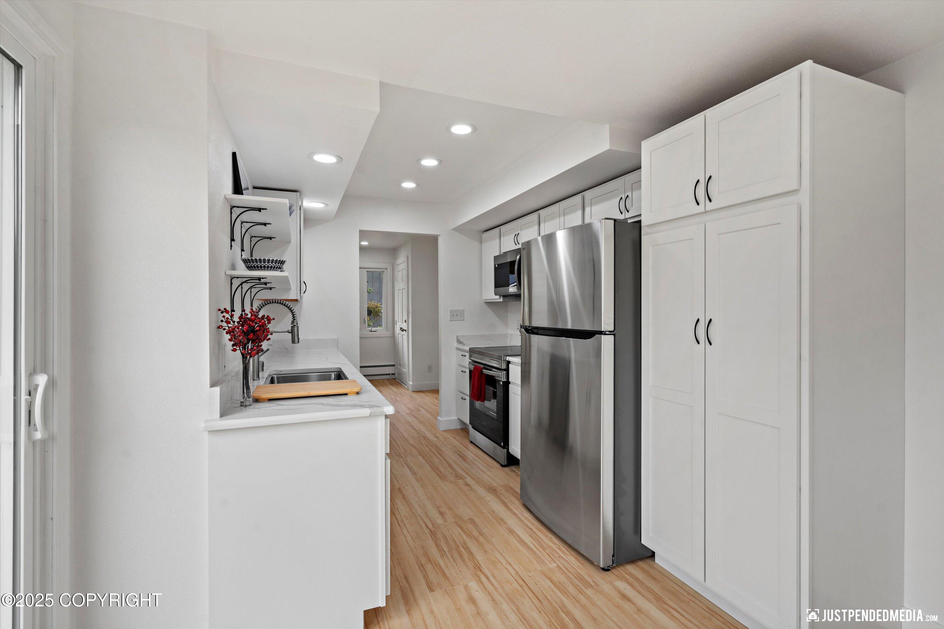 1600 W 11th Avenue # 28 Unit: #28