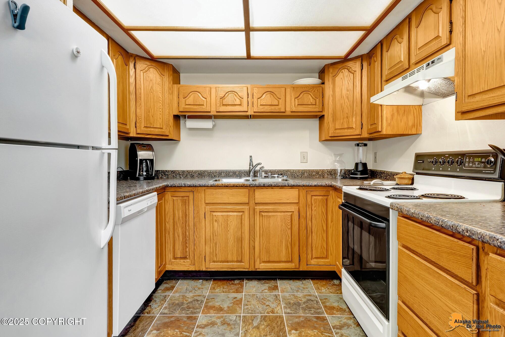 355 Donna Drive # 7 Unit: #7