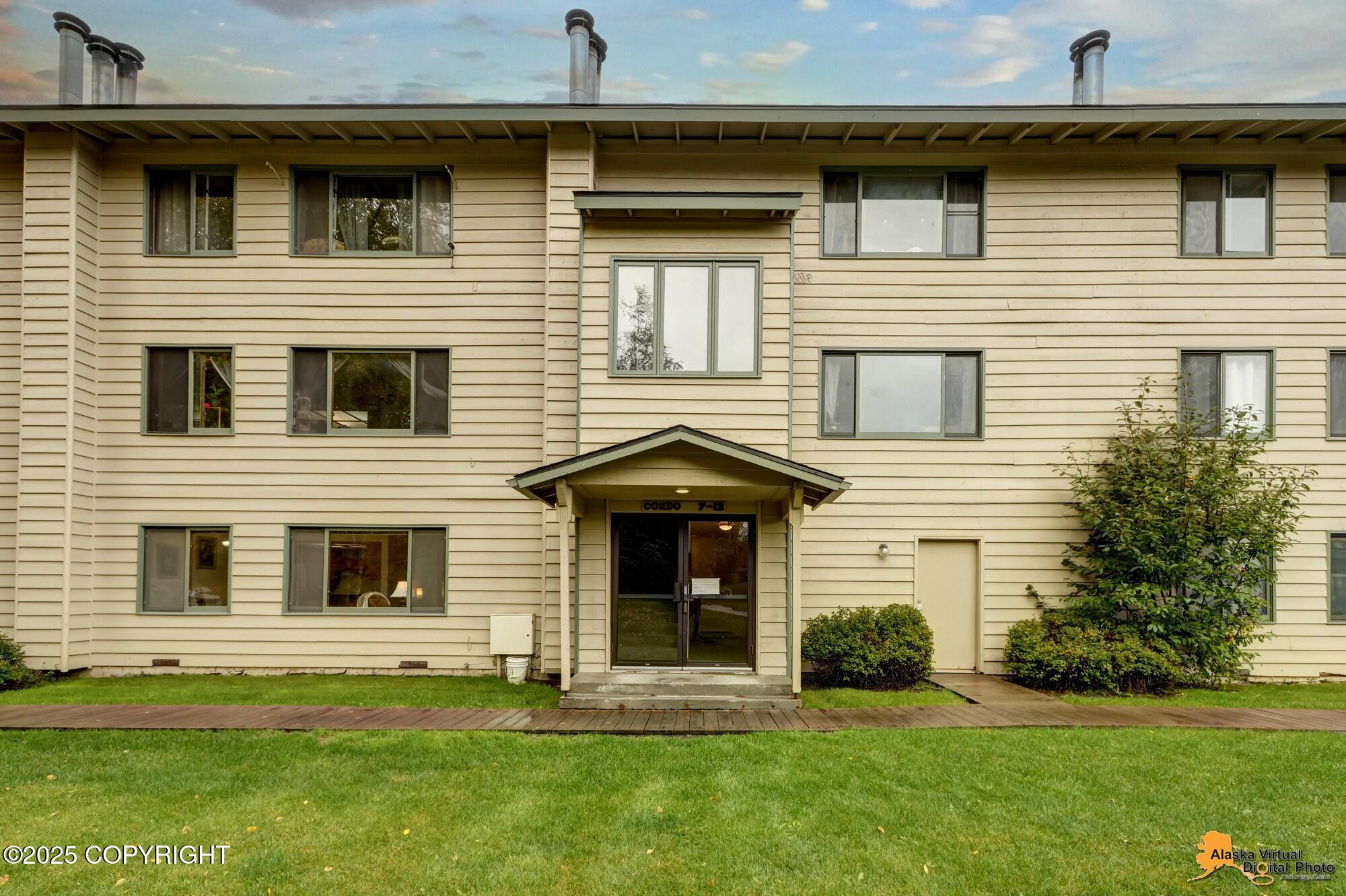 355 Donna Drive # 7 Unit: #7