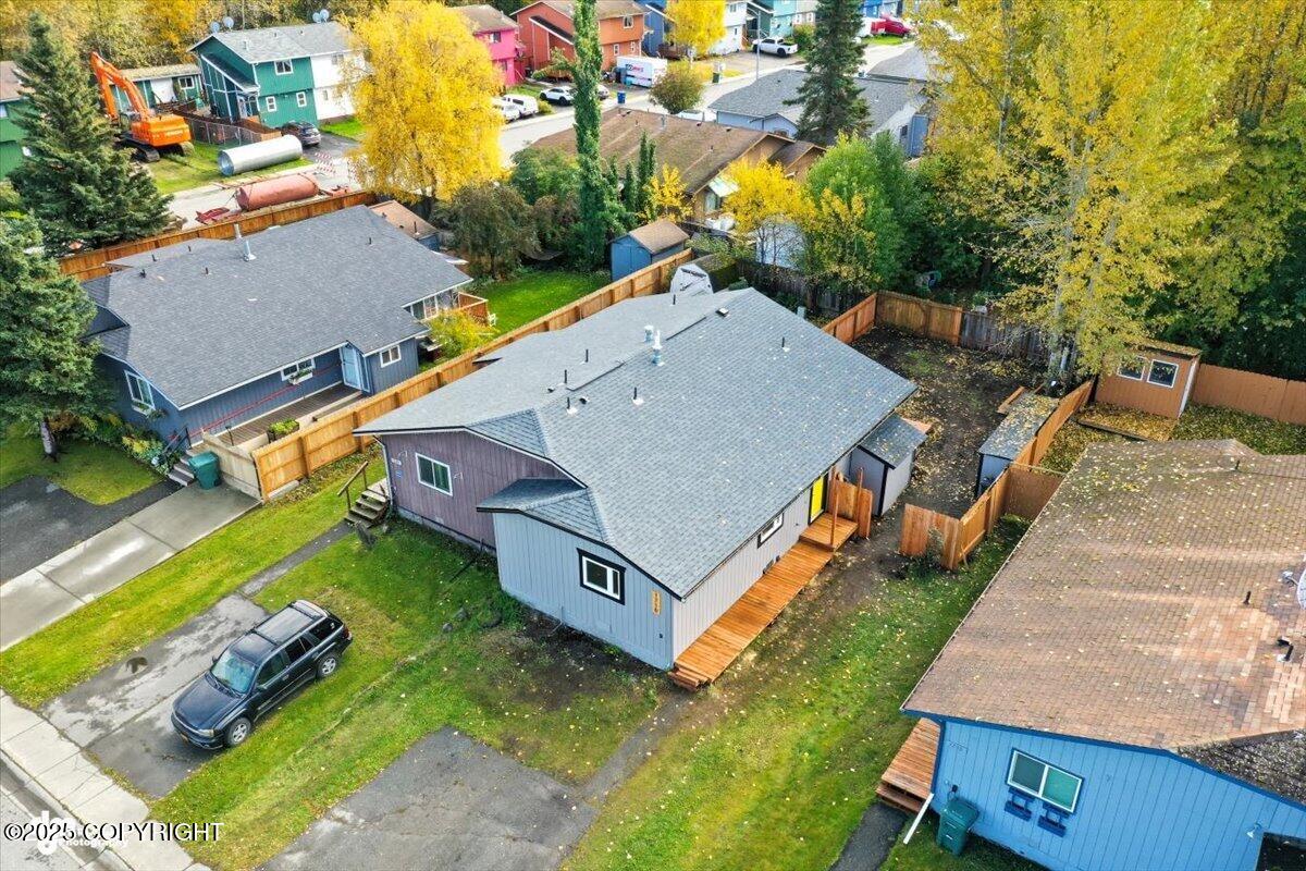 1250 Golden Berry Avenue