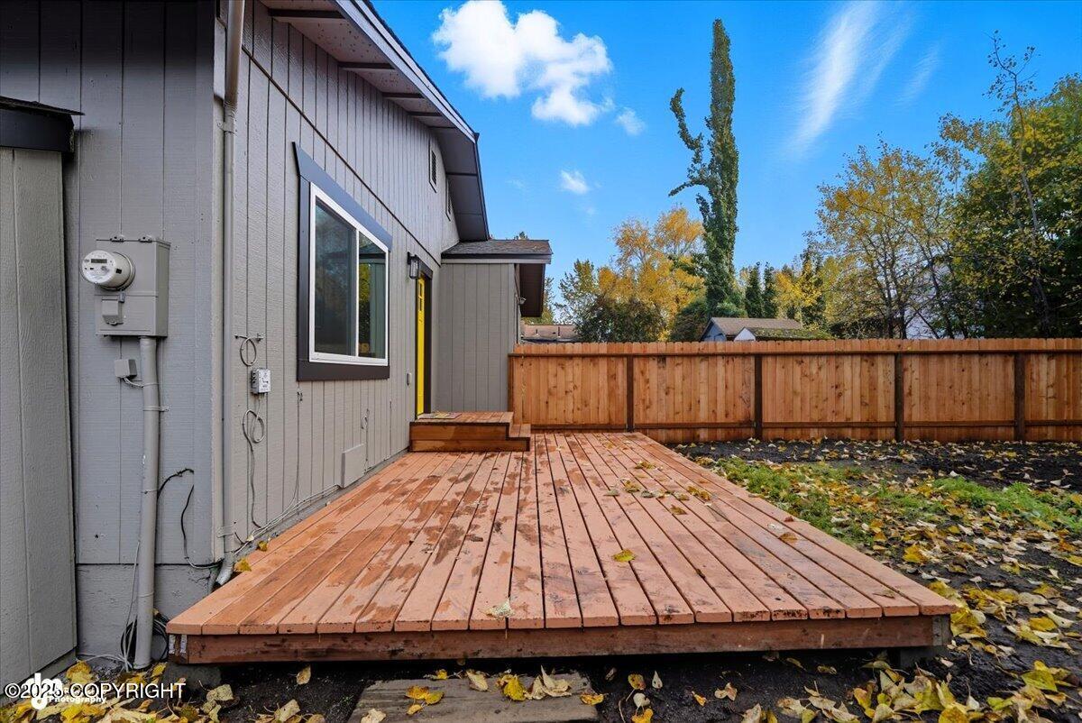 1250 Golden Berry Avenue