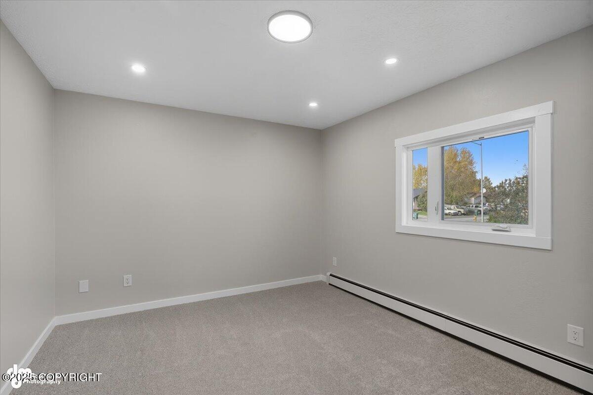 1250 Golden Berry Avenue