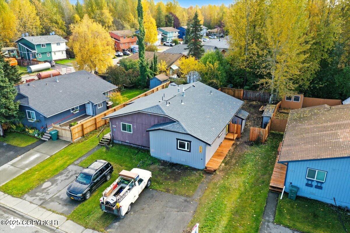 1250 Golden Berry Avenue