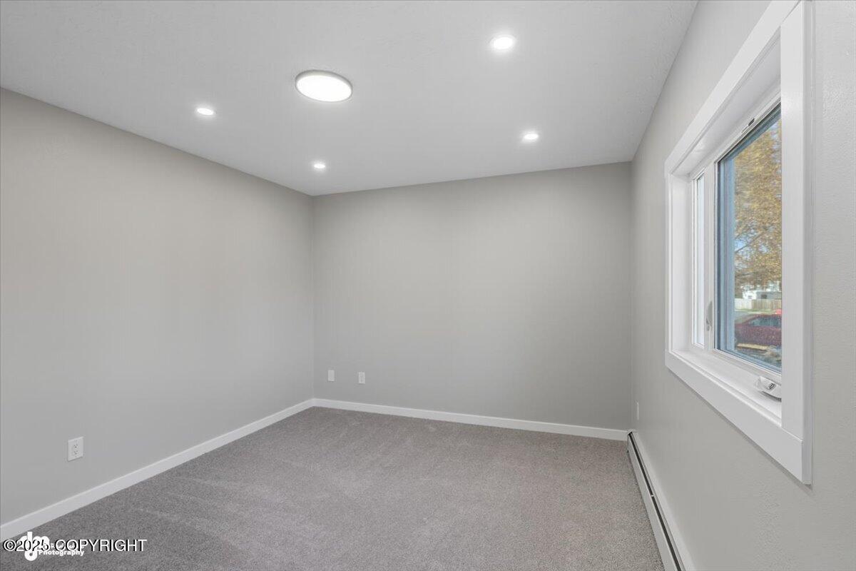 1250 Golden Berry Avenue