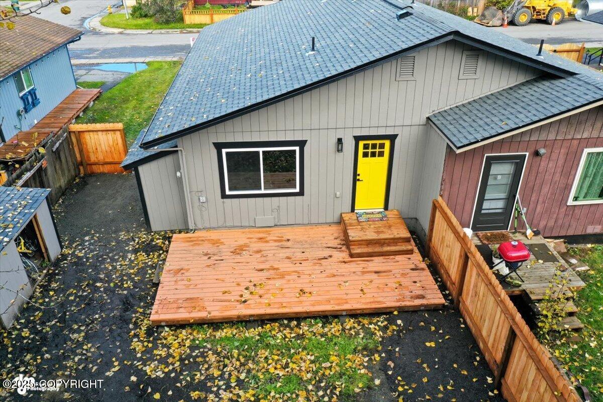 1250 Golden Berry Avenue