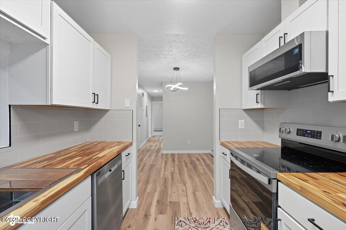 1250 Golden Berry Avenue