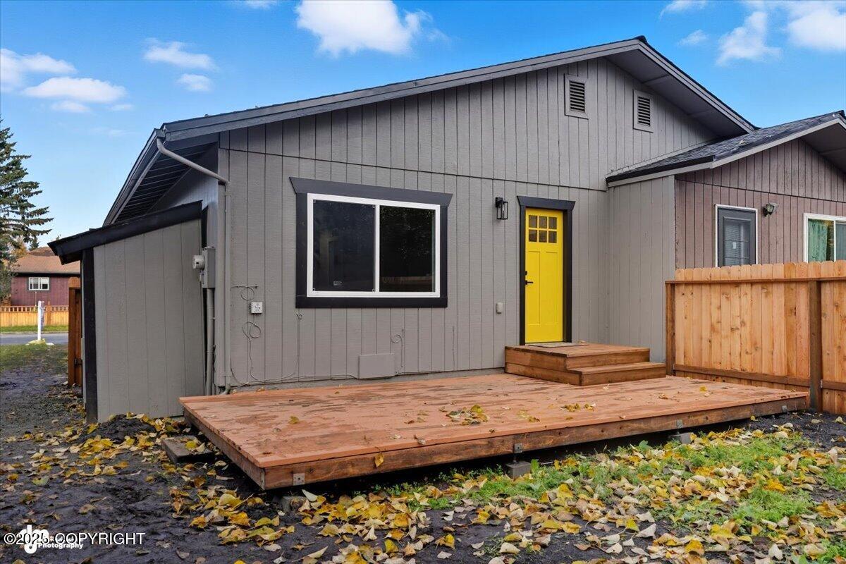 1250 Golden Berry Avenue