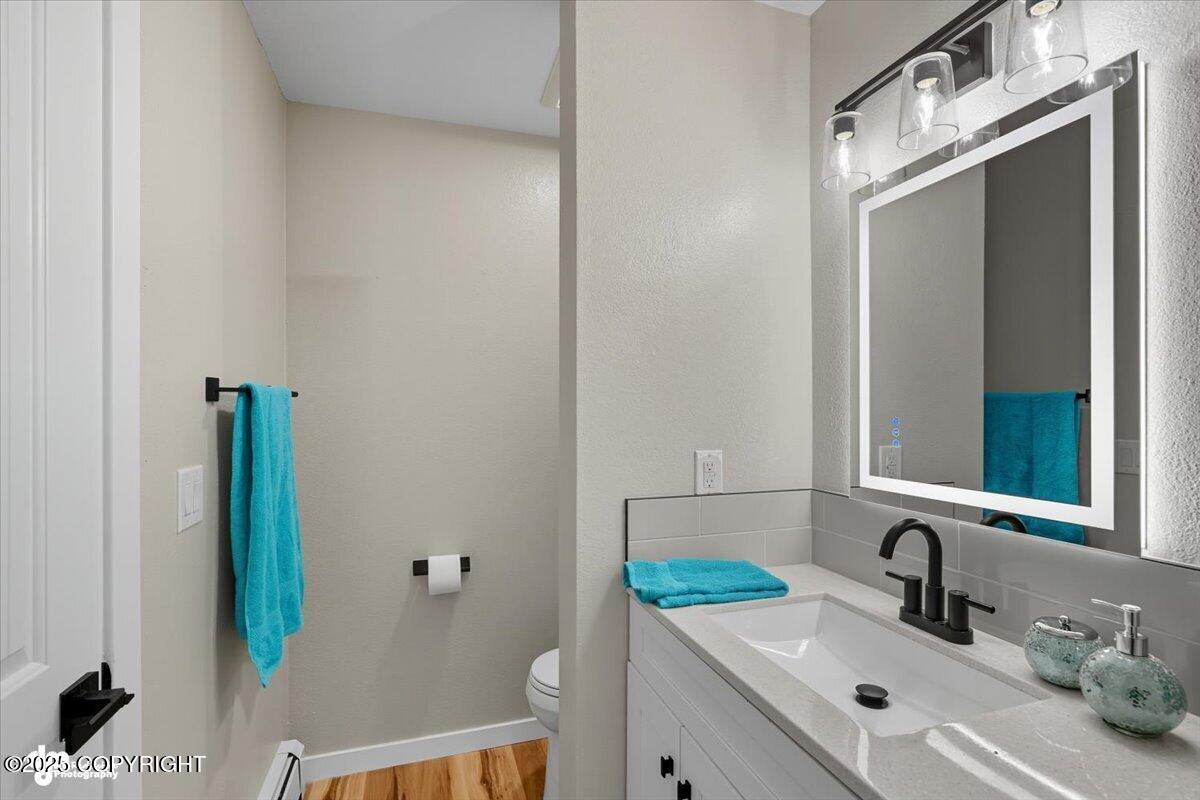 1250 Golden Berry Avenue