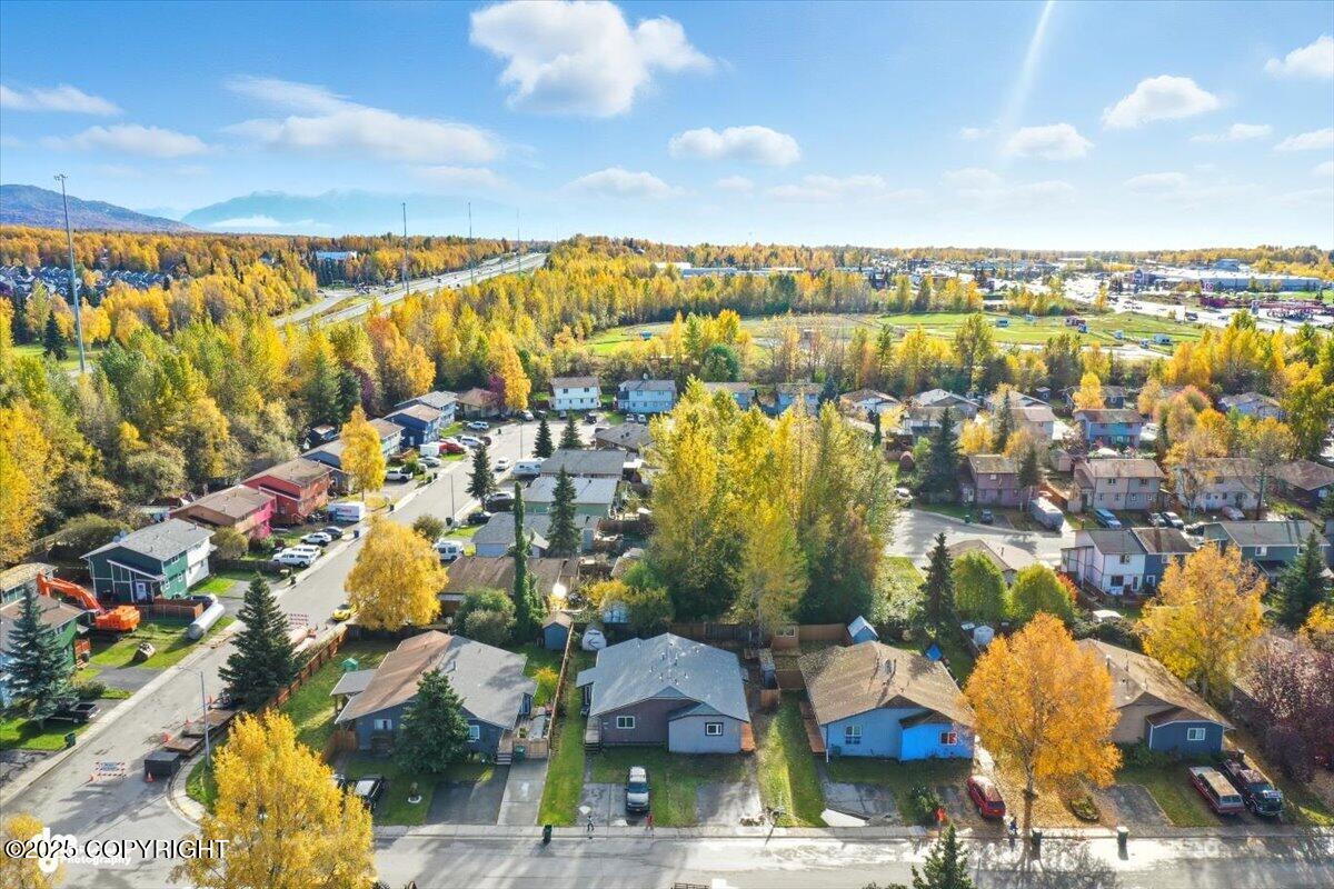 1250 Golden Berry Avenue