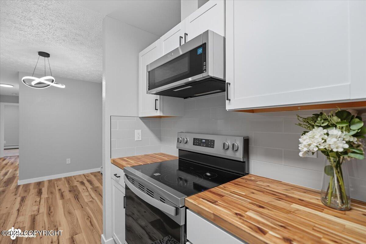 1250 Golden Berry Avenue