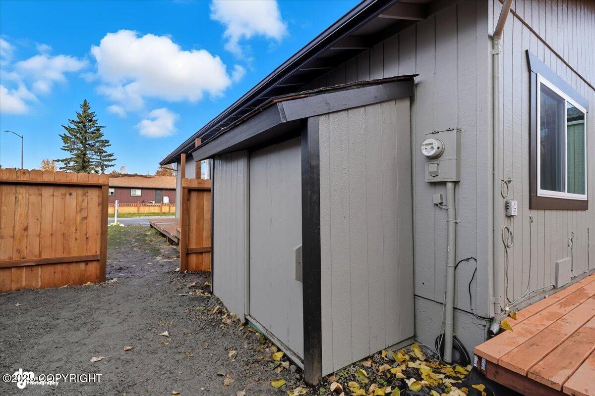 1250 Golden Berry Avenue